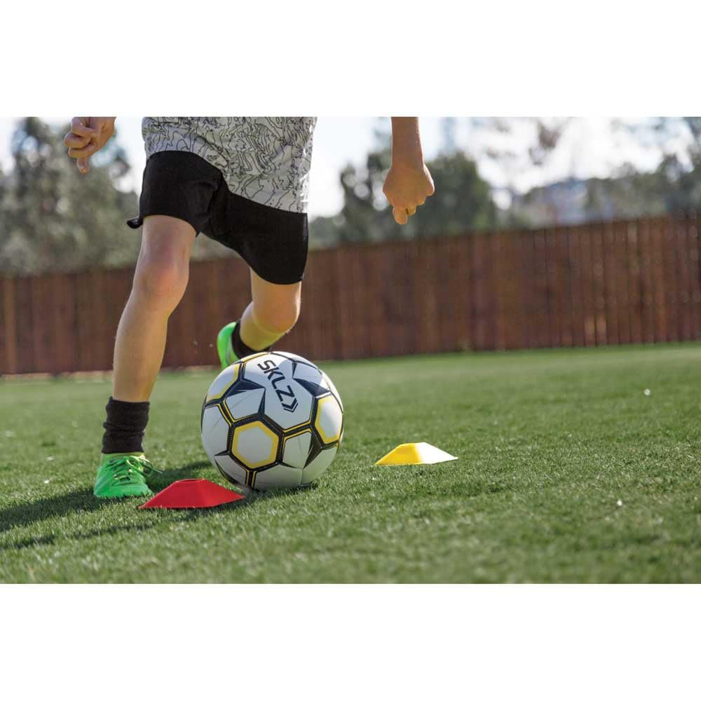 sklz-mini-cones-lot-de-20-c-nes-d-agilit-et-de-pliom-trie-5-1-cm-base-carr-e-ave image 5