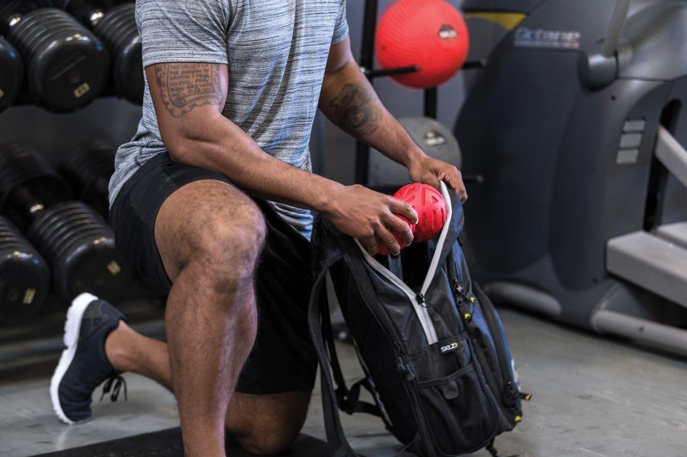 sklz-rouleau-de-massage-universel-foam-roller-texture-unique-forme-ergonomique-c image 6