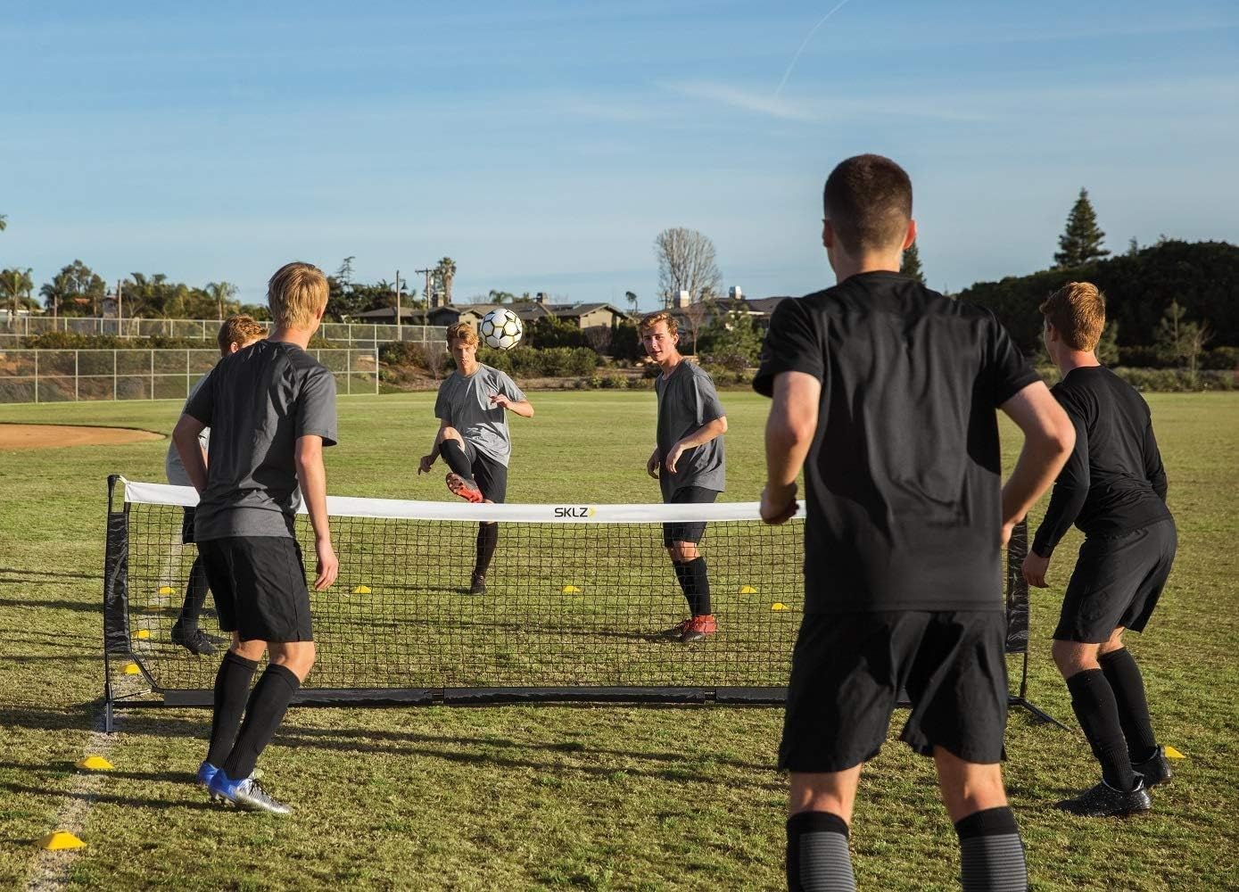 sklz-football-volley-net-filet-de-volley-football-365-cm-2-hauteurs-r-glables-in image 3